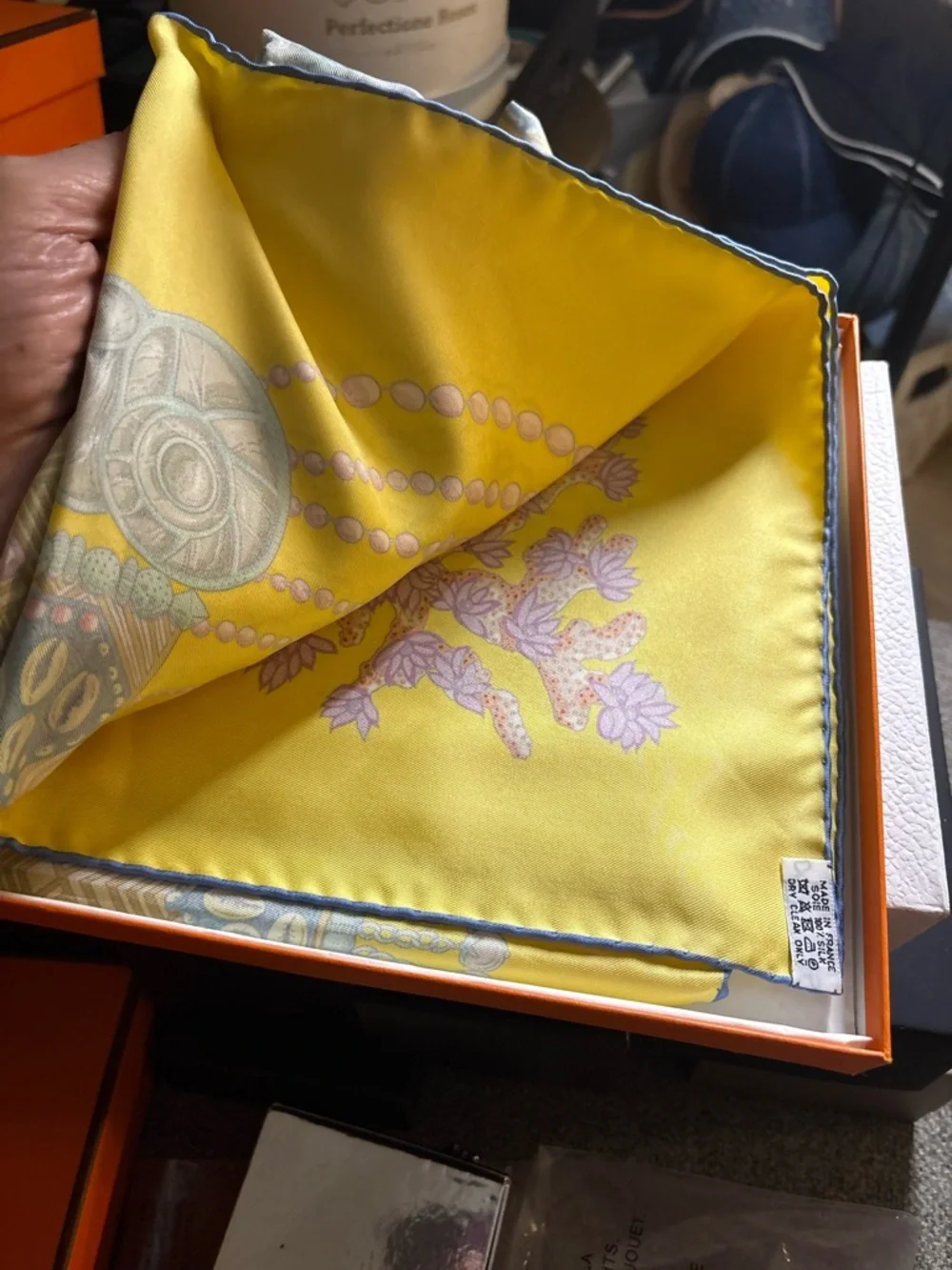 Hermes Yellow Seashell Silk Scarf brand new big size - Picture 9 of 13